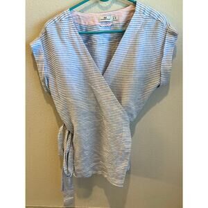 Vineyard Vines linen wrap top. Size medium, blue- white stripes. Short sleeves
